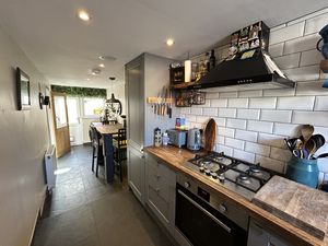 Photo 8- click for photo gallery